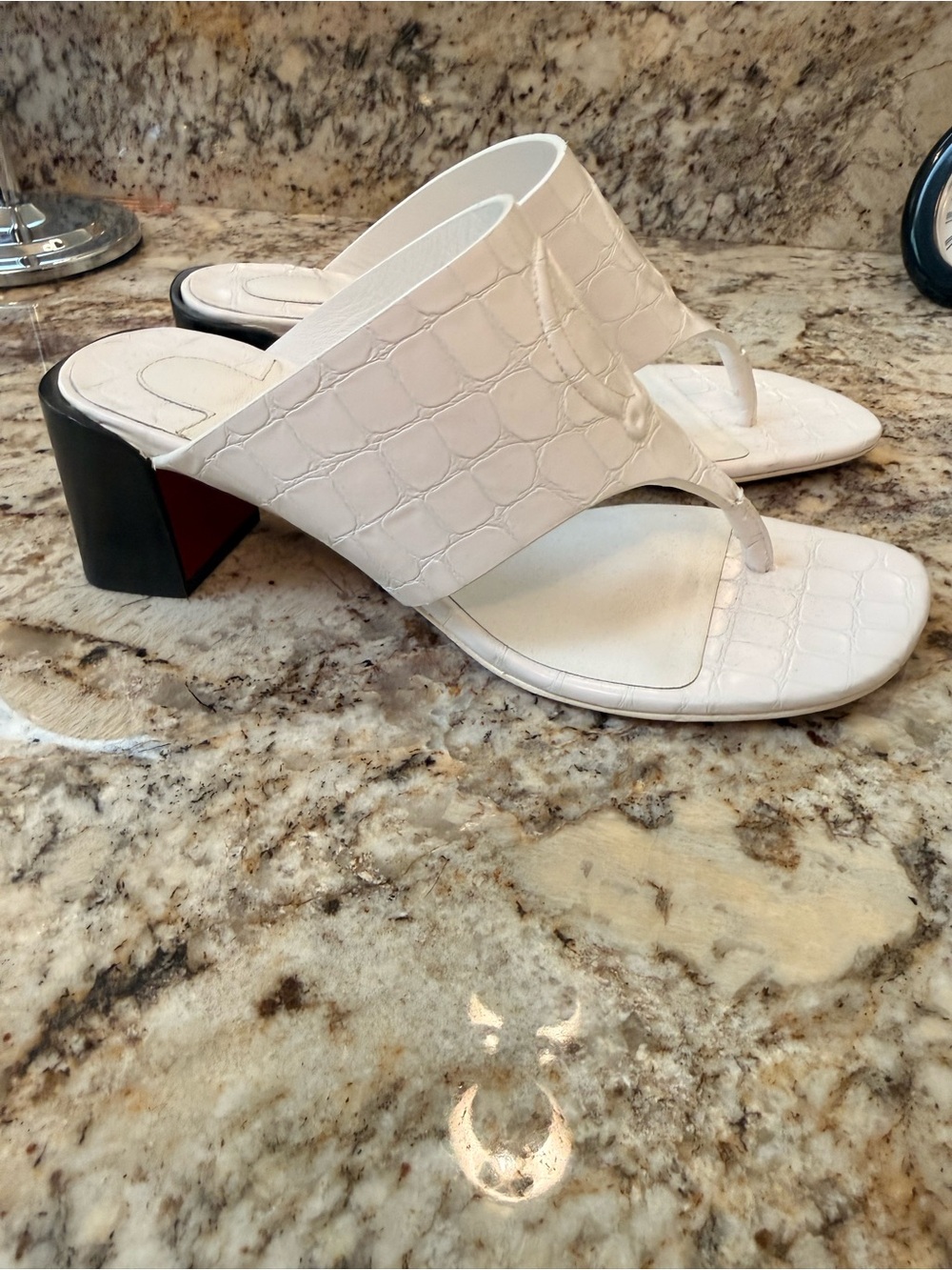 Christian Louboutin White Croc Embossed Thong Sandal Heels Size 36.5 - Picture 3 of 9